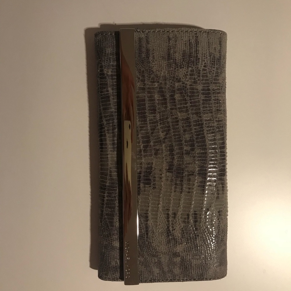 Michael Kors Wallet-never used!